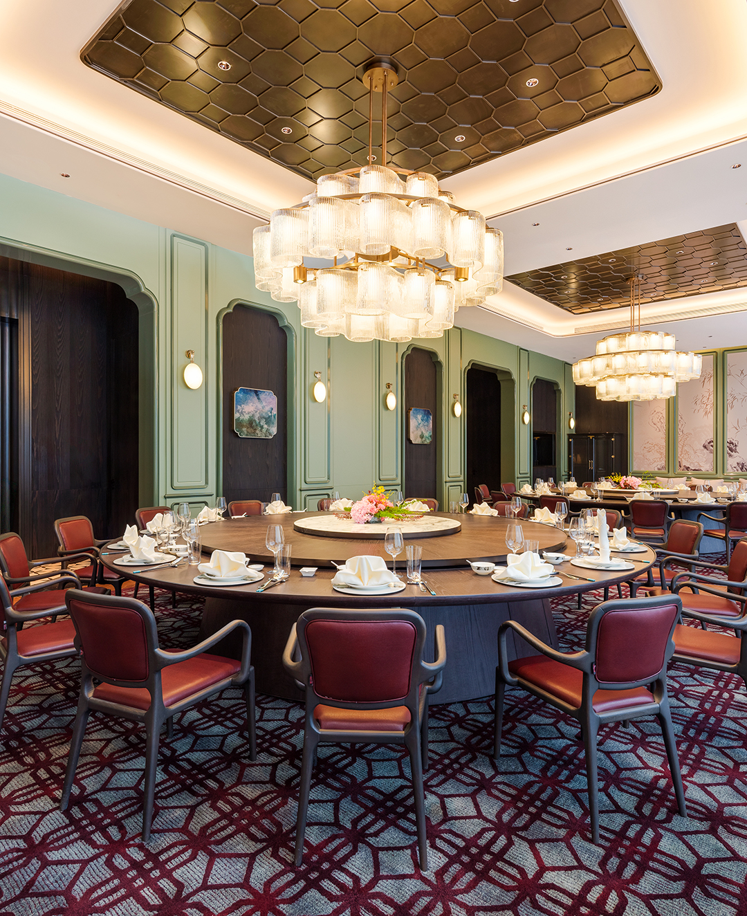 1773647097135609